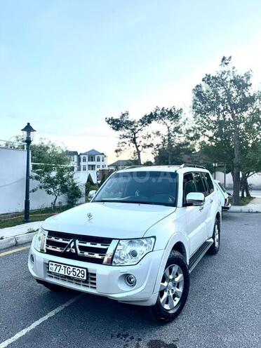 Mitsubishi Pajero 2012, 130,000 km - 3.8 л - Bakı