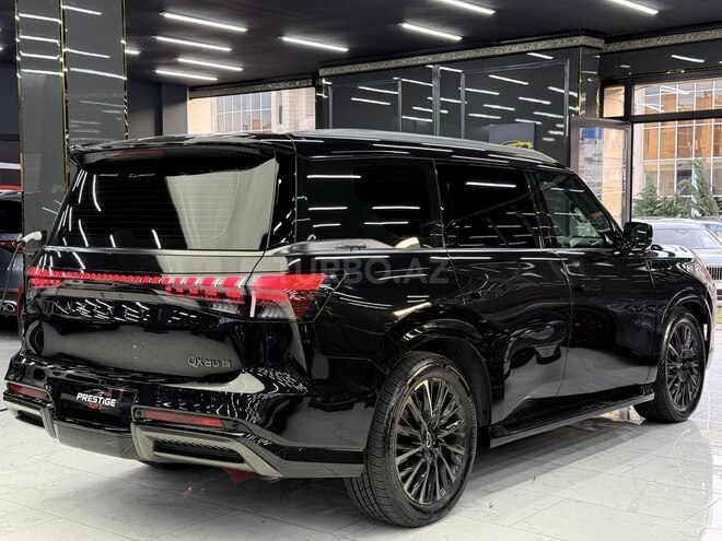 Infiniti QX80-22