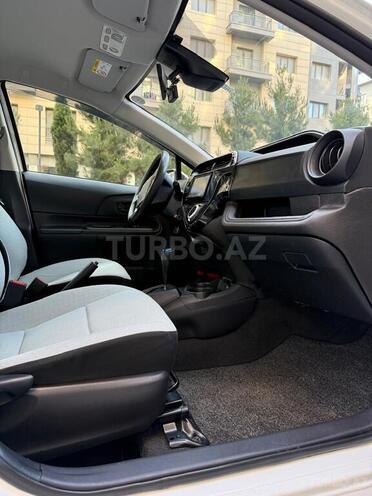 Toyota Aqua 2019, 65,000 km - 1.5 л - Bakı