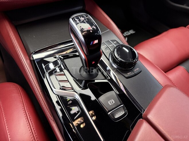 BMW M5-14