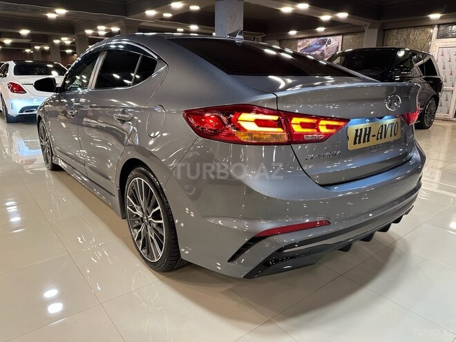 Hyundai Elantra 2018, 108,000 km - 1.6 л - Bakı