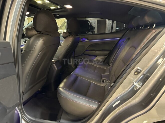 Hyundai Elantra 2018, 108,000 km - 1.6 л - Bakı