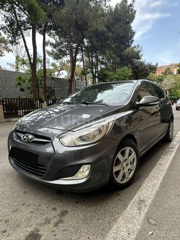 Hyundai Accent 2011, 273,000 km - 1.6 l - Bakı