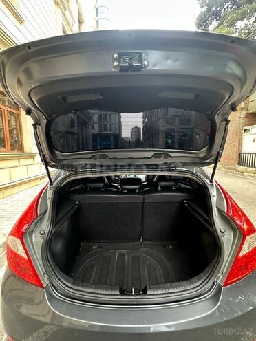 Hyundai Accent 2011, 273,000 km - 1.6 l - Bakı
