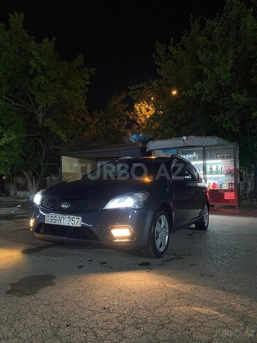 Kia Ceed 2011, 400,000 km - 1.6 l - Bakı