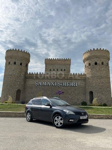 Kia Ceed 2011, 400,000 km - 1.6 l - Bakı