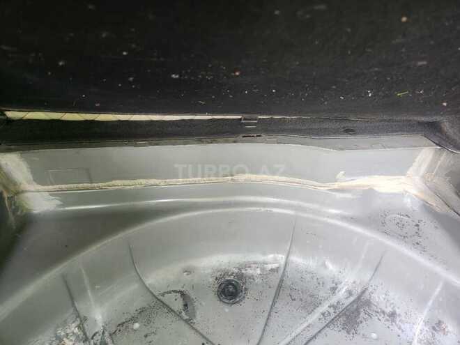 Mercedes E 240 1998, 463,100 km - 2.4 l - Şəmkir