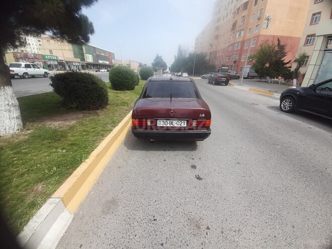 Mercedes 190 1992, 396,000 km - 1.8 l - Sumqayıt