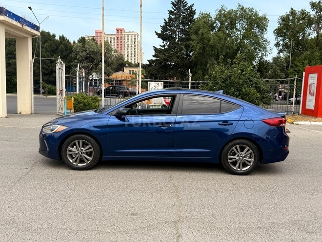 Hyundai Elantra 2018, 154,497 km - 2.0 l - Bakı