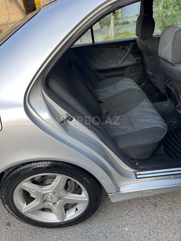 Mercedes E 280 2000, 490,000 km - 2.8 l - Bakı