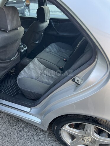 Mercedes E 280 2000, 490,000 km - 2.8 l - Bakı