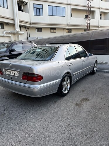 Mercedes E 280 2000, 490,000 km - 2.8 l - Bakı