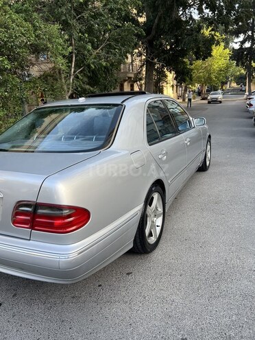 Mercedes E 280 2000, 490,000 km - 2.8 l - Bakı
