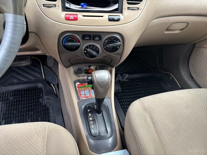 Kia Rio 2008, 418,000 km - 1.4 л - Bakı