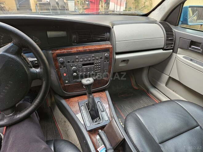 Opel Omega 2001, 182,000 km - 3.0 l - Bakı