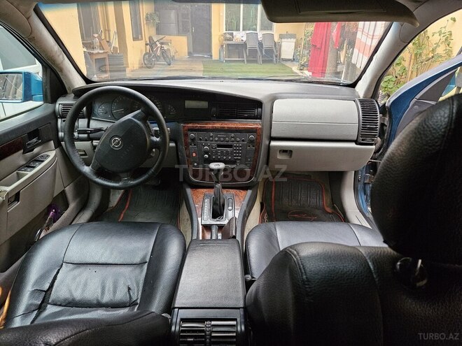 Opel Omega 2001, 182,000 km - 3.0 l - Bakı
