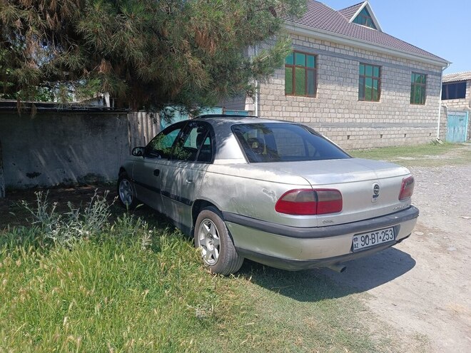 Opel Omega 1996, 300,000 km - 2.0 l - Bakı