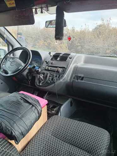 Mercedes Vito 2001, 310,752 km - 2.2 l - Saatlı