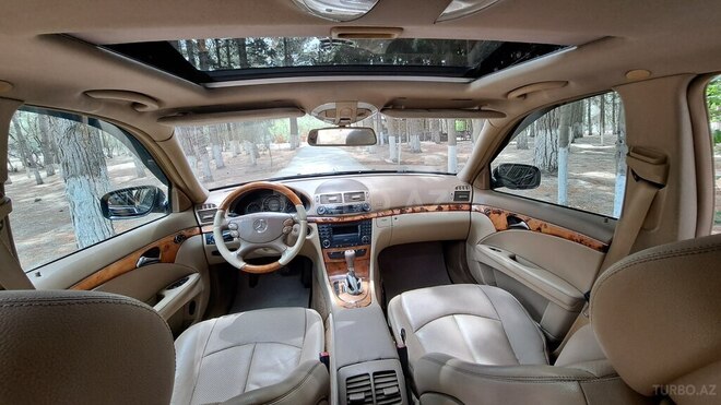 Mercedes E 220 d 2007, 423,563 km - 2.2 l - Bakı
