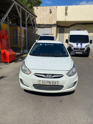 Hyundai Accent 2013, 355,850 km - 1.4 l - Bakı