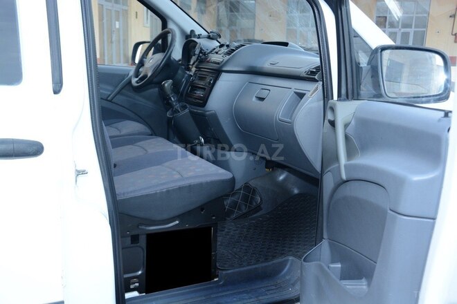 Mercedes Vito 2009, 283,000 km - 2.2 l - İmişli