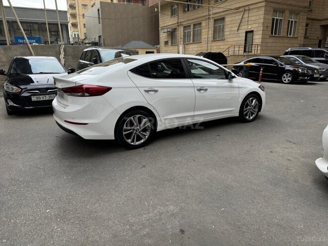 Hyundai Avante 2015, 154,000 km - 1.6 л - Bakı