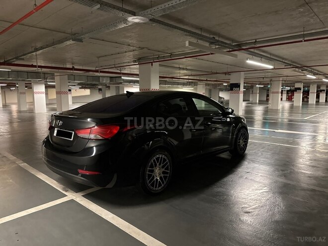 Hyundai Elantra 2015, 125,000 km - 1.8 l - Bakı