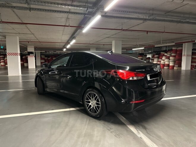 Hyundai Elantra 2015, 125,000 km - 1.8 l - Bakı