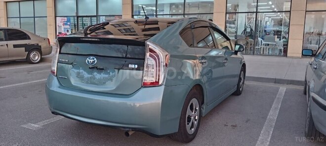 Toyota Prius 2013, 234,000 km - 1.8 l - Sumqayıt