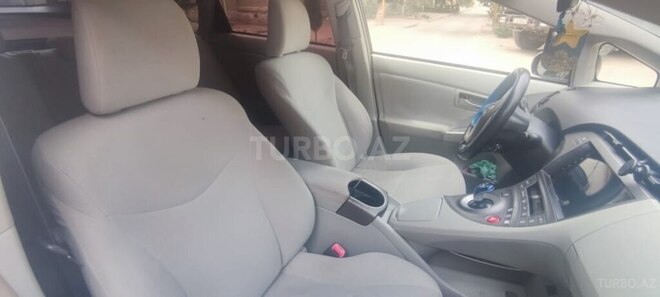 Toyota Prius 2013, 234,000 km - 1.8 l - Sumqayıt