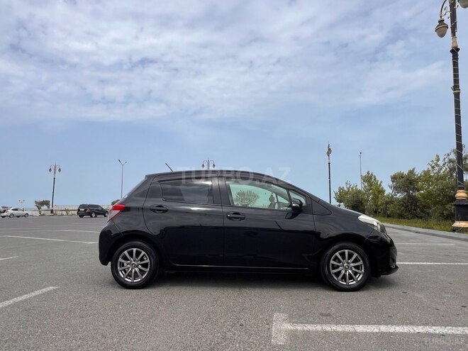 Toyota Vitz 2011, 100,000 km - 1.3 l - Bakı