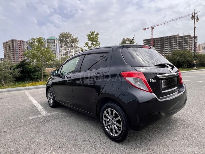 Toyota Vitz 2011, 100,000 km - 1.3 l - Bakı