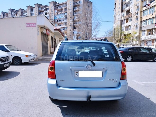 Toyota Corolla 2005, 326,000 km - 1.4 л - Bakı