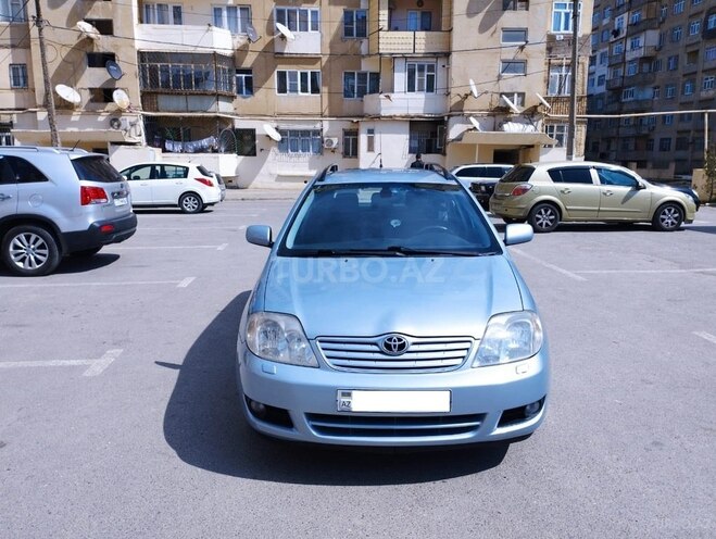 Toyota Corolla 2005, 326,000 km - 1.4 л - Bakı