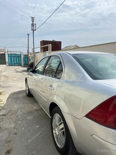 Ford Mondeo 2003, 300,000 km - 2.0 l - Bakı