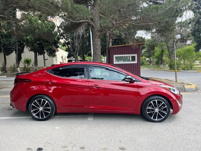 Hyundai Elantra 2015, 170,590 km - 1.8 l - Sumqayıt