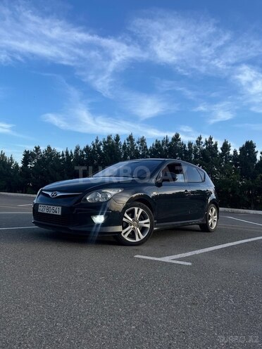 Hyundai i30 2009, 300,000 km - 1.6 l - Bakı