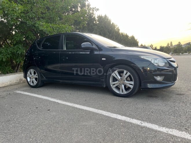 Hyundai i30 2009, 300,000 km - 1.6 l - Bakı