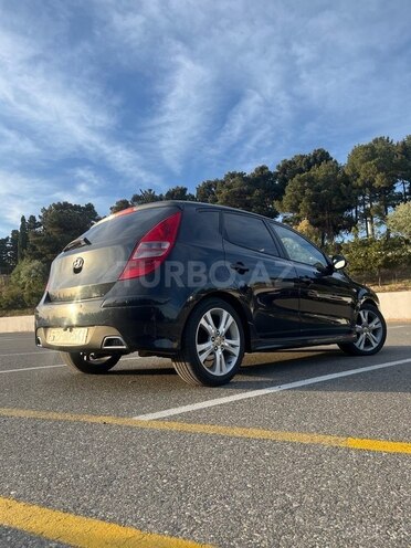 Hyundai i30 2009, 300,000 km - 1.6 l - Bakı