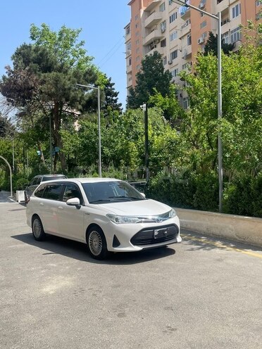 Toyota Corolla Fielder 2018, 245,000 km - 1.5 л - Bakı