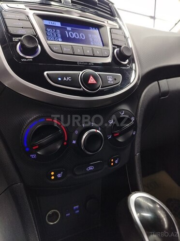 Hyundai Accent 2015, 134,000 km - 1.4 l - Sumqayıt