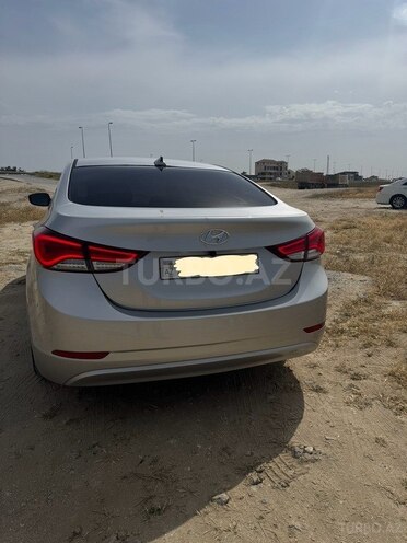 Hyundai Elantra 2015, 201,329 km - 1.8 л - Bakı