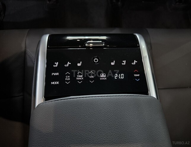Toyota Camry-17