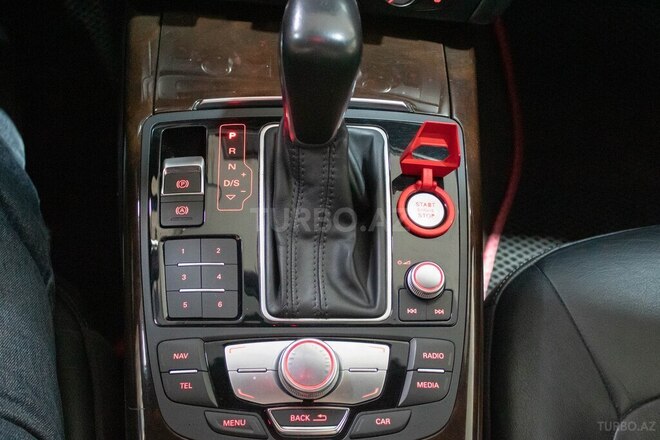 Audi A6 2015, 130,000 km - 2.0 l - Bakı