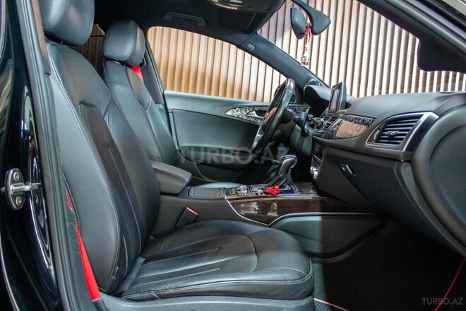 Audi A6 2015, 130,000 km - 2.0 l - Bakı