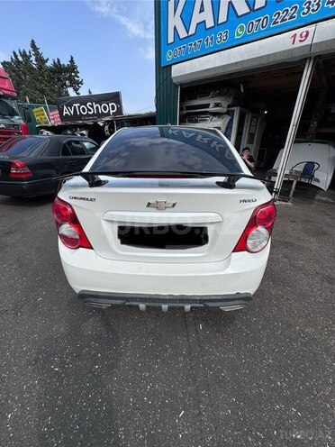 Chevrolet Aveo-2