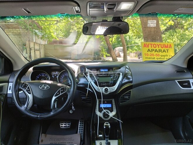 Hyundai Elantra 2011, 222,000 km - 1.8 л - Mingəçevir