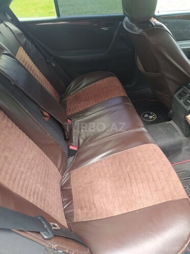 Mercedes E 240 1998, 480,000 km - 2.4 l - İsmayıllı