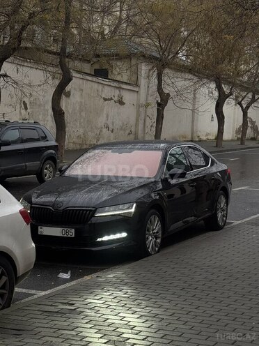 Skoda Superb 2021, 81,000 km - 2.0 l - Bakı