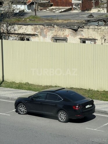 Skoda Superb 2021, 81,000 km - 2.0 l - Bakı